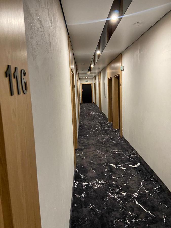 Hotel Sebory Przasnysz Exteriör bild