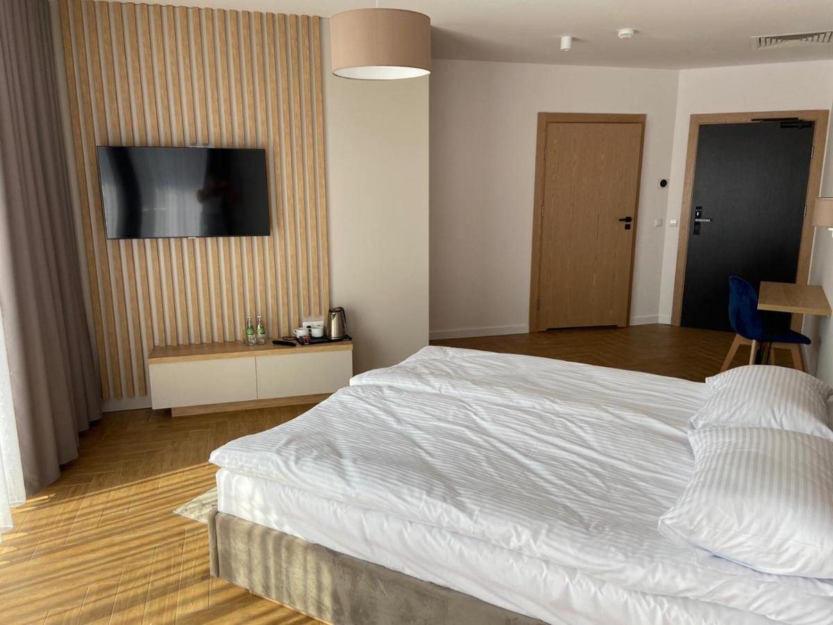 Hotel Sebory Przasnysz Exteriör bild