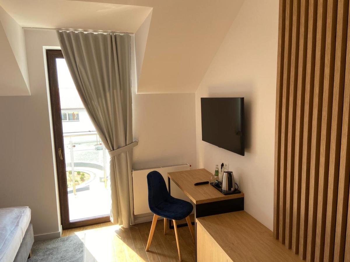 Hotel Sebory Przasnysz Exteriör bild