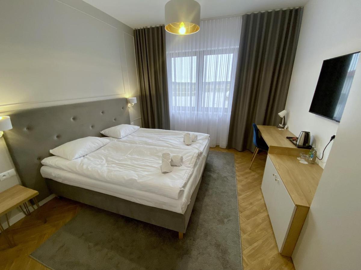 Hotel Sebory Przasnysz Exteriör bild